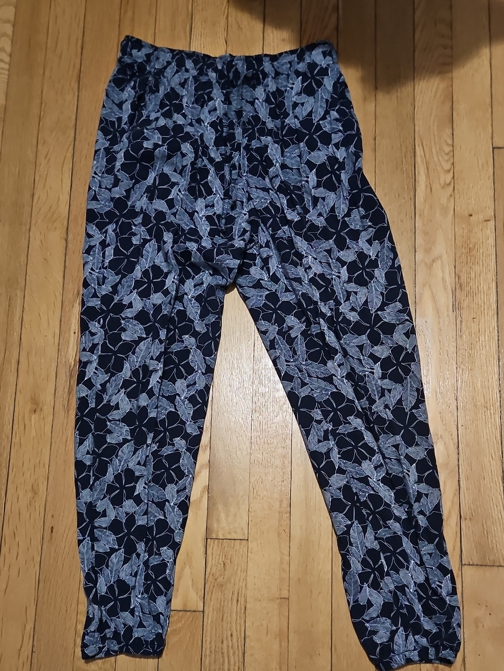 Uniqlo Floral Print Navy Blue Jogger Pants